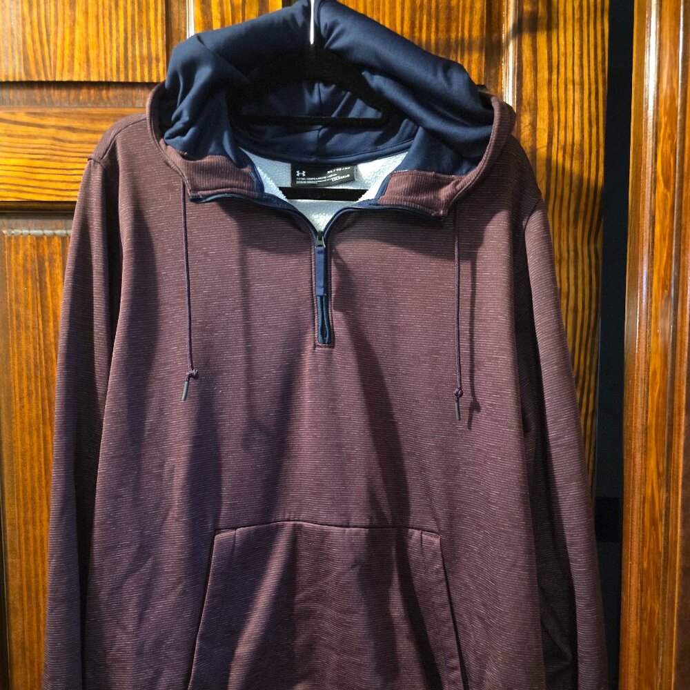 Under Armour Men's Large Cold Gear Loose Fit 1/4 Zip Hoodie with Pockets